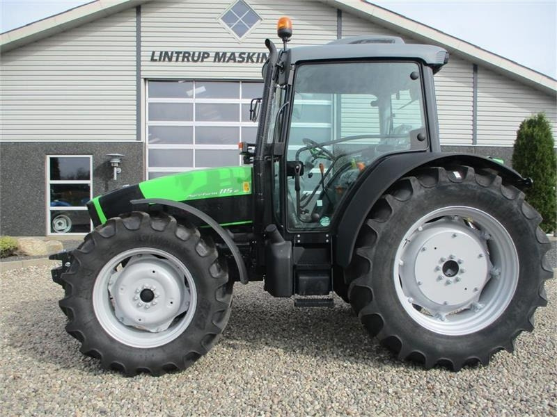 Deutz-fahr Agrofarm 115G New and Unused tractor with 30F+30R - Tractor: foto 1 Deutz-fahr Agrofarm 115G New and Unused tractor with 30F+30R - Tractor: foto 1