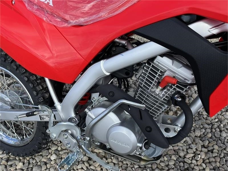 Honda CRF 125 FB Den helt nye model - Cuadrimoto: foto 3 Honda CRF 125 FB Den helt nye model - Cuadrimoto: foto 3
