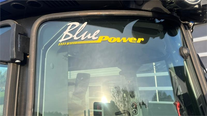 New Holland T5.100 Blue Power udstyrs model, med brede hjul, f - Tractor: foto 3 New Holland T5.100 Blue Power udstyrs model, med brede hjul, f - Tractor: foto 3