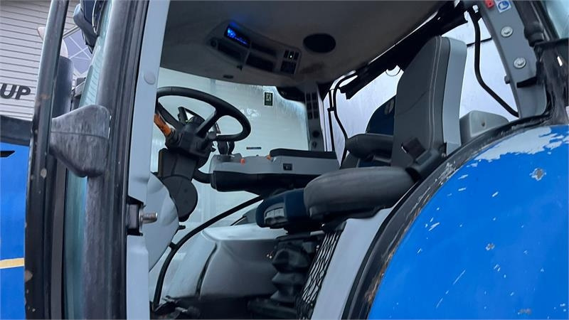 New Holland T7.230 Autocommand med frontlift og nye bagdæk er - Tractor: foto 3 New Holland T7.230 Autocommand med frontlift og nye bagdæk er - Tractor: foto 3