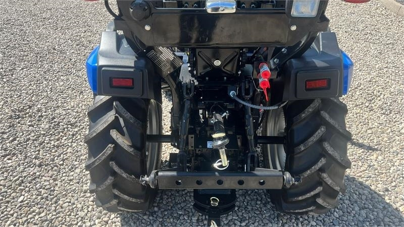 Solis H26 HST Med Frontlæsser  - Tractor municipal: foto 5 Solis H26 HST Med Frontlæsser  - Tractor municipal: foto 5