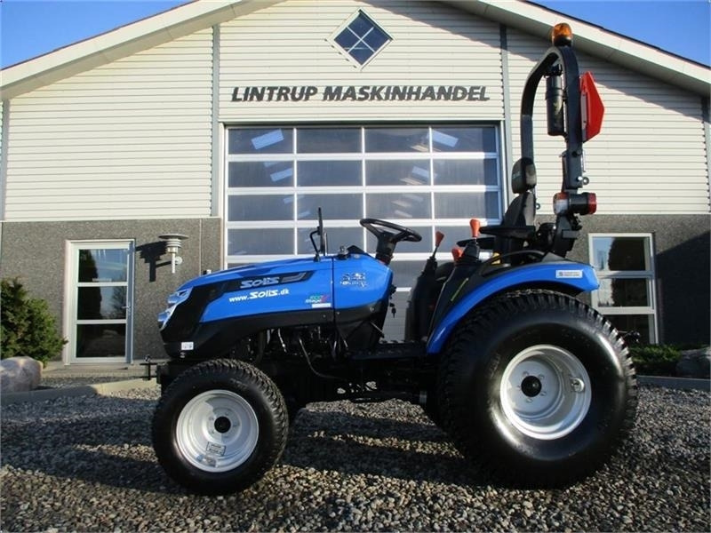 Solis S26 Shuttle XL 9x9 med store brede Turf hjul på ti - Tractor municipal: foto 1 Solis S26 Shuttle XL 9x9 med store brede Turf hjul på ti - Tractor municipal: foto 1