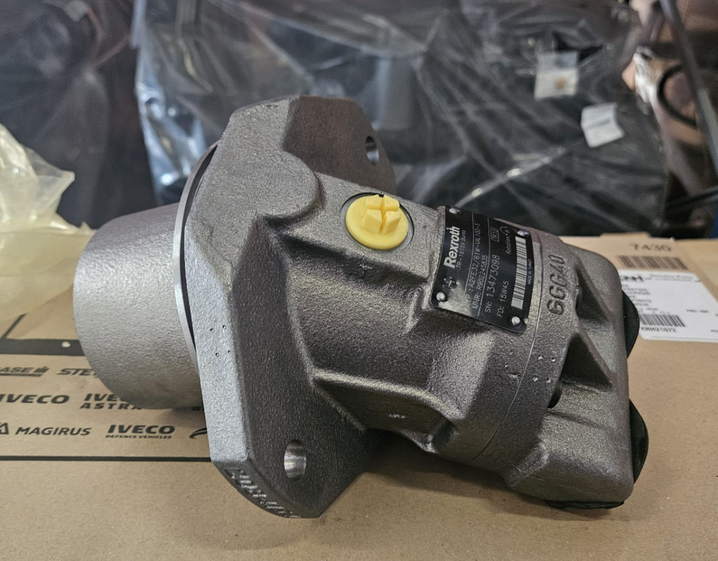 Case 48072675 - Motor hidráulico para Maquinaria de construcción: foto 1 Case 48072675 - Motor hidráulico para Maquinaria de construcción: foto 1