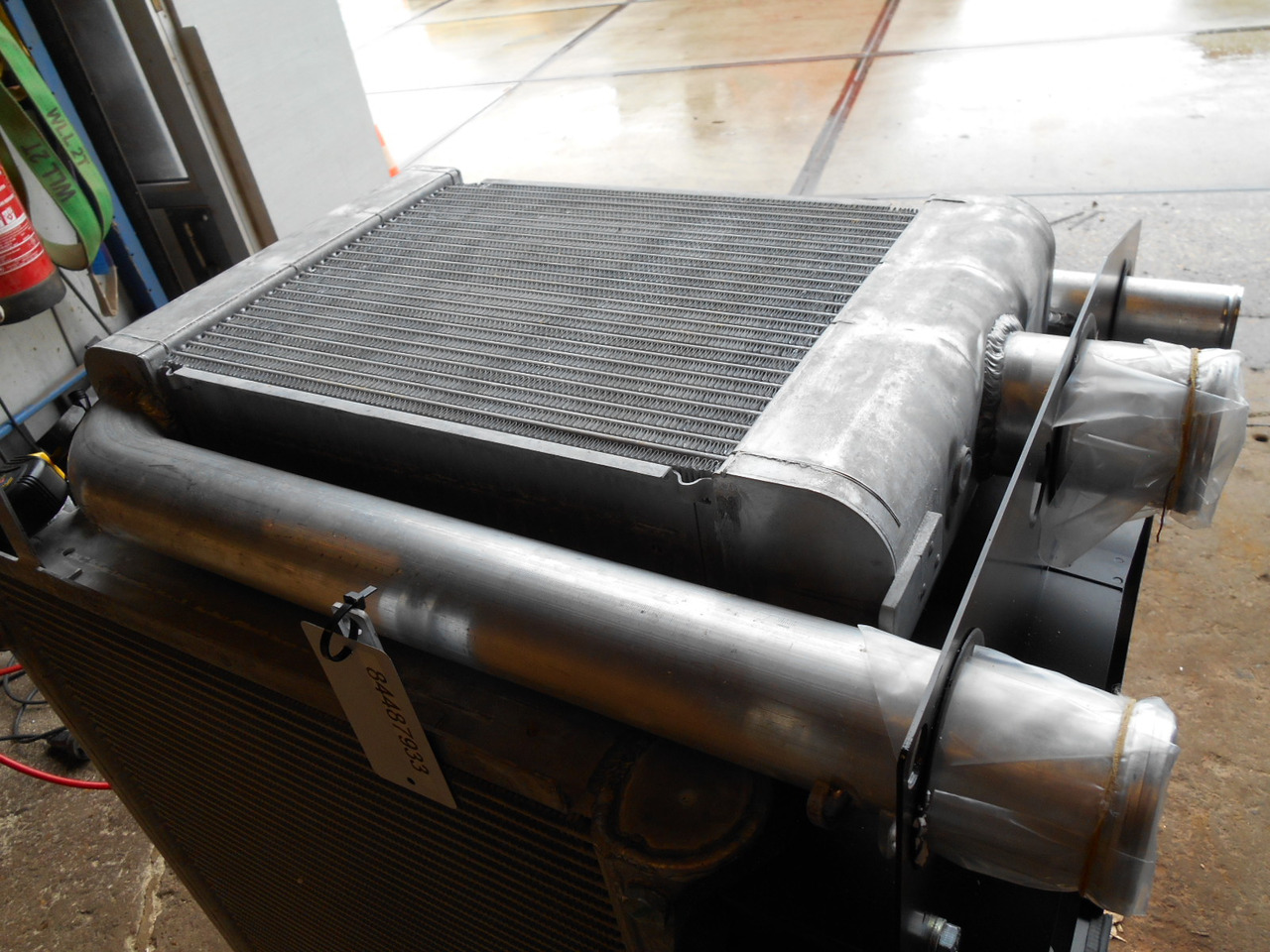 Case 84487933 - Intercooler para Maquinaria de construcción: foto 3 Case 84487933 - Intercooler para Maquinaria de construcción: foto 3