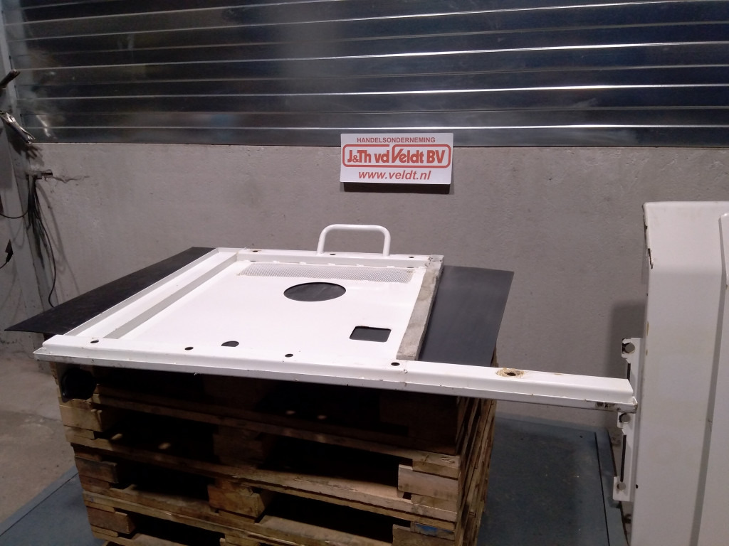 Caterpillar 336EL - - Puerta y piezas para Maquinaria de construcción: foto 1 Caterpillar 336EL - - Puerta y piezas para Maquinaria de construcción: foto 1