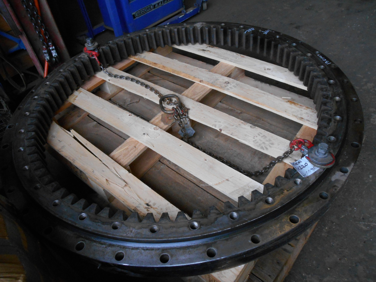 Hitachi EX220 - 9098979 - Corona de giro para Maquinaria de construcción: foto 4 Hitachi EX220 - 9098979 - Corona de giro para Maquinaria de construcción: foto 4