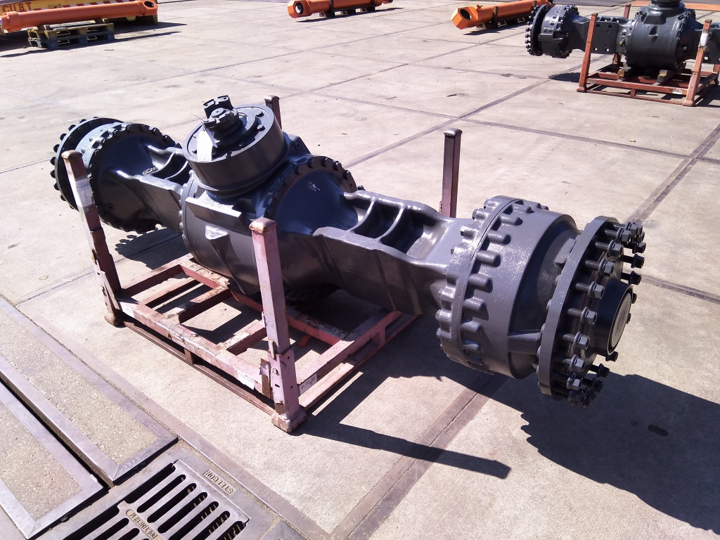 Hyundai 81LQ-20600 - Eje posterior para Maquinaria de construcción: foto 4 Hyundai 81LQ-20600 - Eje posterior para Maquinaria de construcción: foto 4