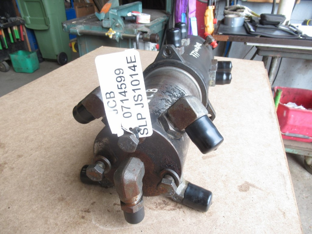 JCB 0714599 - - Hidráulica para Maquinaria de construcción: foto 2 JCB 0714599 - - Hidráulica para Maquinaria de construcción: foto 2