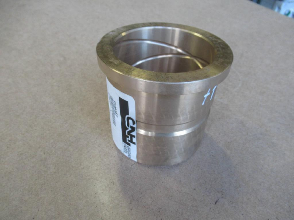 New Holland 1599587 - Pistones/ Anillos/ Bujes para Maquinaria de construcción: foto 1 New Holland 1599587 - Pistones/ Anillos/ Bujes para Maquinaria de construcción: foto 1