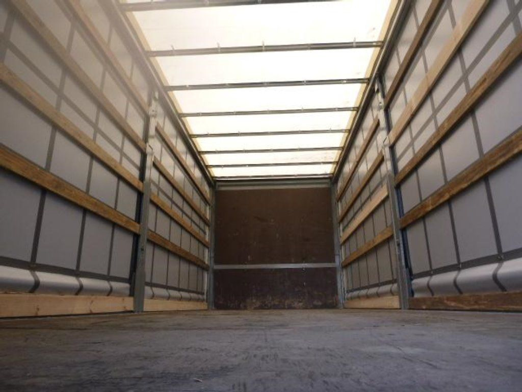 Krone Heck mit Portaltüren - Toldo carrocería: foto 5 Krone Heck mit Portaltüren - Toldo carrocería: foto 5