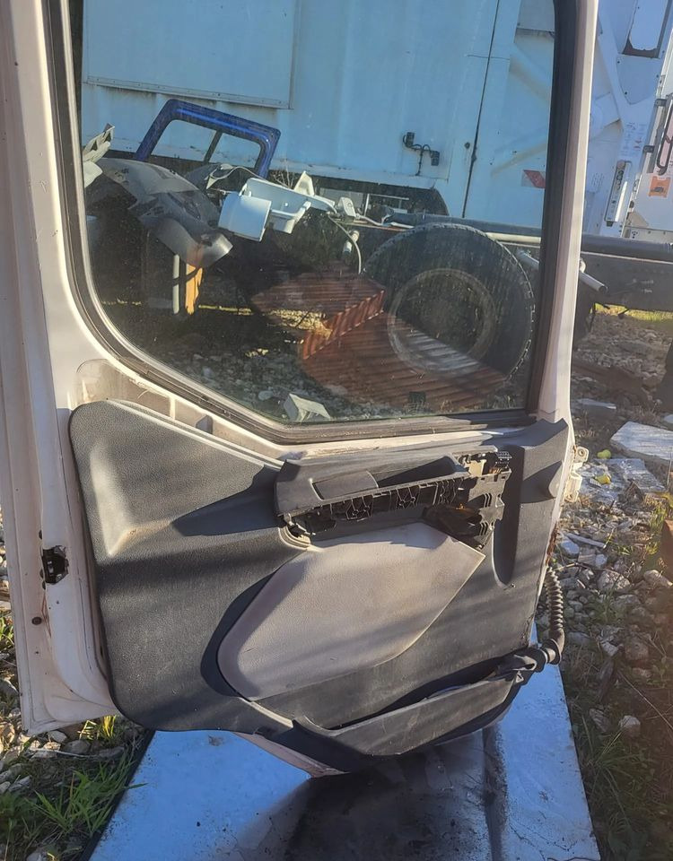 Szkielet drzwi volvo lewe, niekompletne Volvo FE FL Renault - Carrocería y exterior para Camión: foto 2 Szkielet drzwi volvo lewe, niekompletne Volvo FE FL Renault - Carrocería y exterior para Camión: foto 2