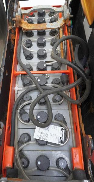 Linde D 12 SP 133 - Apilador: foto 5 Linde D 12 SP 133 - Apilador: foto 5