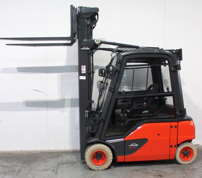 Linde E 20 PL EVO 386-02 - Carretilla elevadora eléctrica: foto 3 Linde E 20 PL EVO 386-02 - Carretilla elevadora eléctrica: foto 3