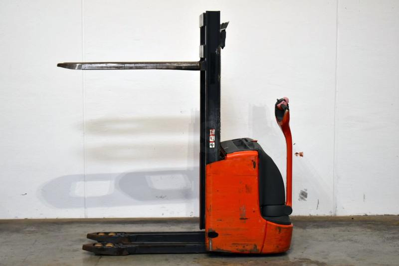 Linde L 12 i 1172 - Apilador: foto 3 Linde L 12 i 1172 - Apilador: foto 3