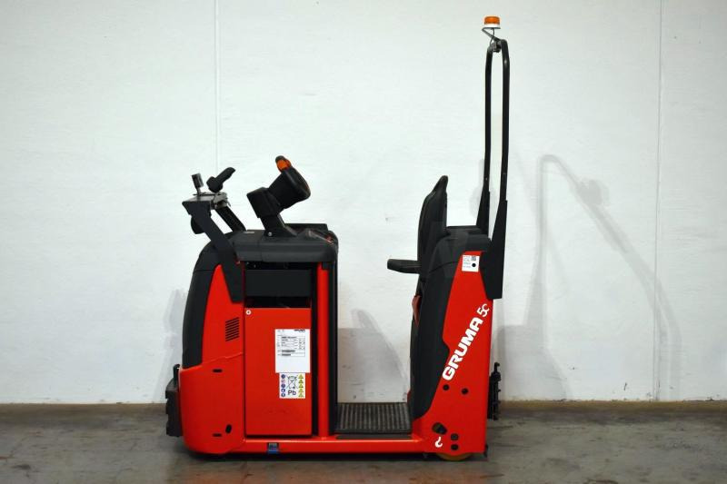 Linde P 60 C 4595-00 - Remolcadora: foto 3 Linde P 60 C 4595-00 - Remolcadora: foto 3