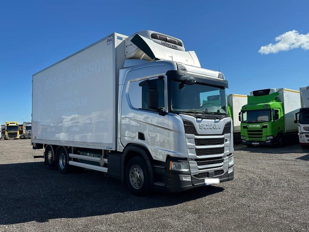 Scania R500B6X2*4NB serie 0633 - Camión frigorífico: foto 1 Scania R500B6X2*4NB serie 0633 - Camión frigorífico: foto 1