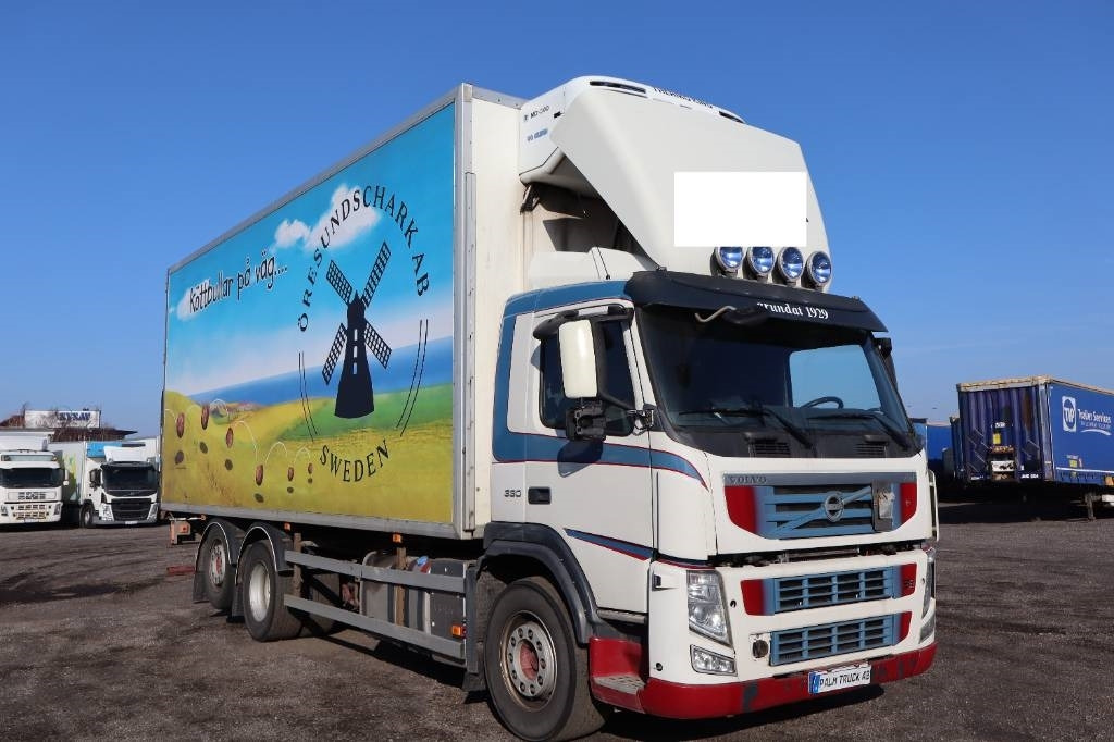 Volvo FM 6*2 serie 8310 - Camión frigorífico: foto 2 Volvo FM 6*2 serie 8310 - Camión frigorífico: foto 2