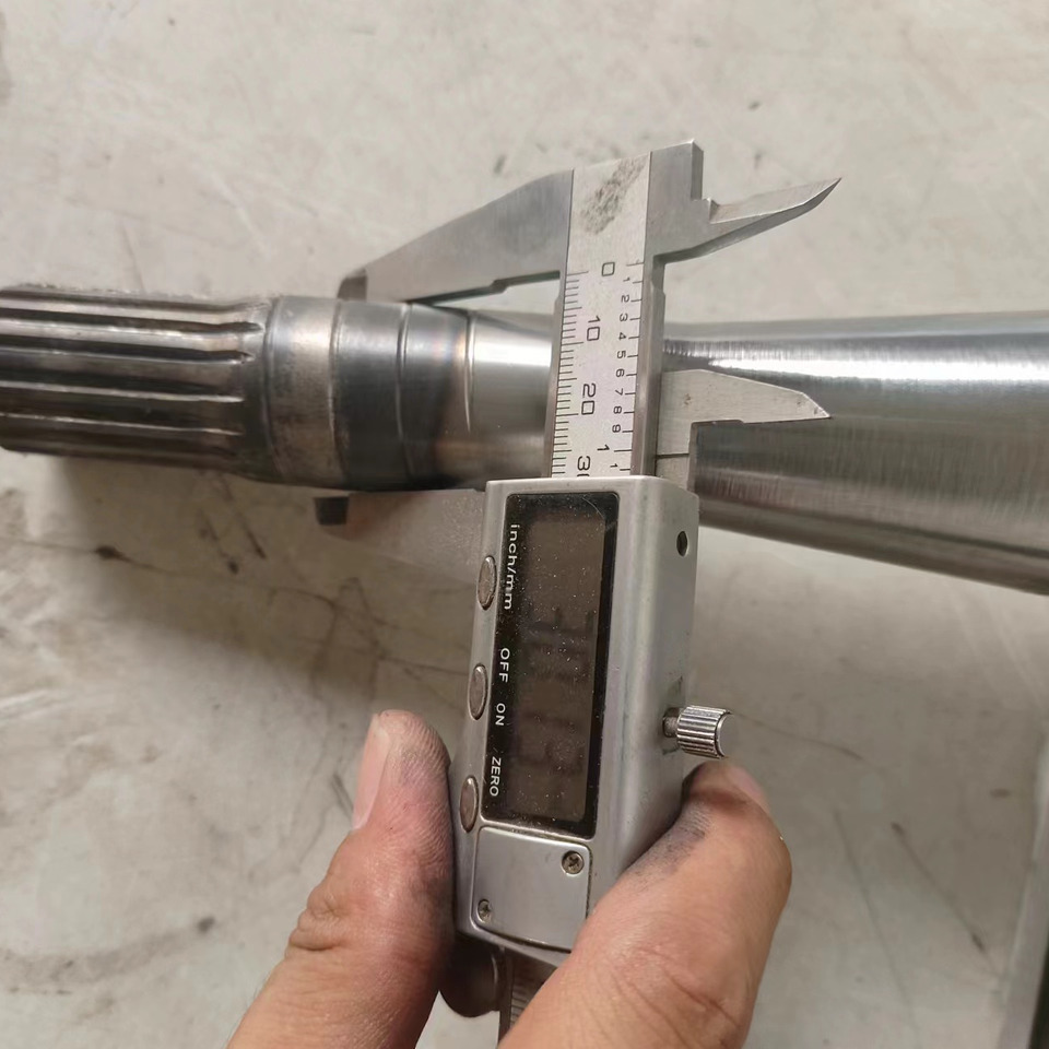 HZM Wheel Loader 34cm Long 18-teeth Half Shaft - Eje y piezas para Cargadora de ruedas: foto 5 HZM Wheel Loader 34cm Long 18-teeth Half Shaft - Eje y piezas para Cargadora de ruedas: foto 5