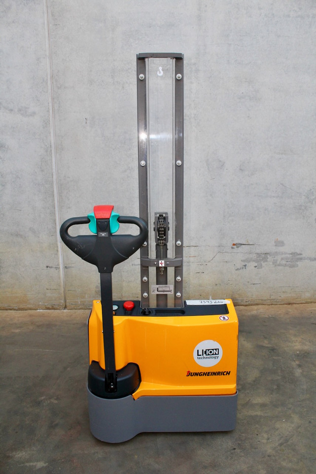 Jungheinrich EJC M10 154 E LI-ION - Apilador: foto 5 Jungheinrich EJC M10 154 E LI-ION - Apilador: foto 5