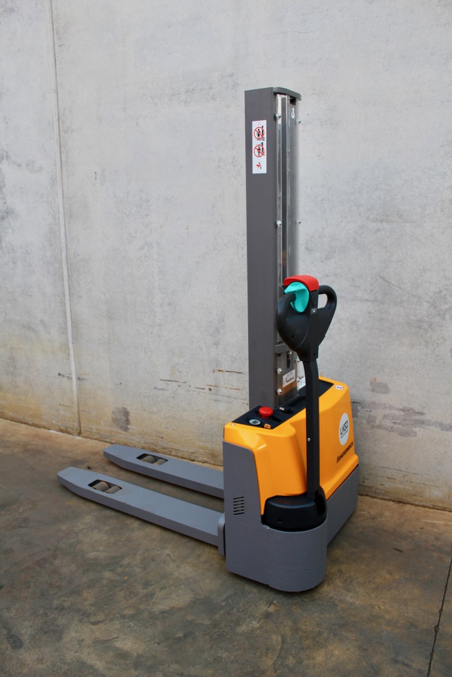 Jungheinrich EJC M10 154 E LI-ION - Apilador: foto 1 Jungheinrich EJC M10 154 E LI-ION - Apilador: foto 1