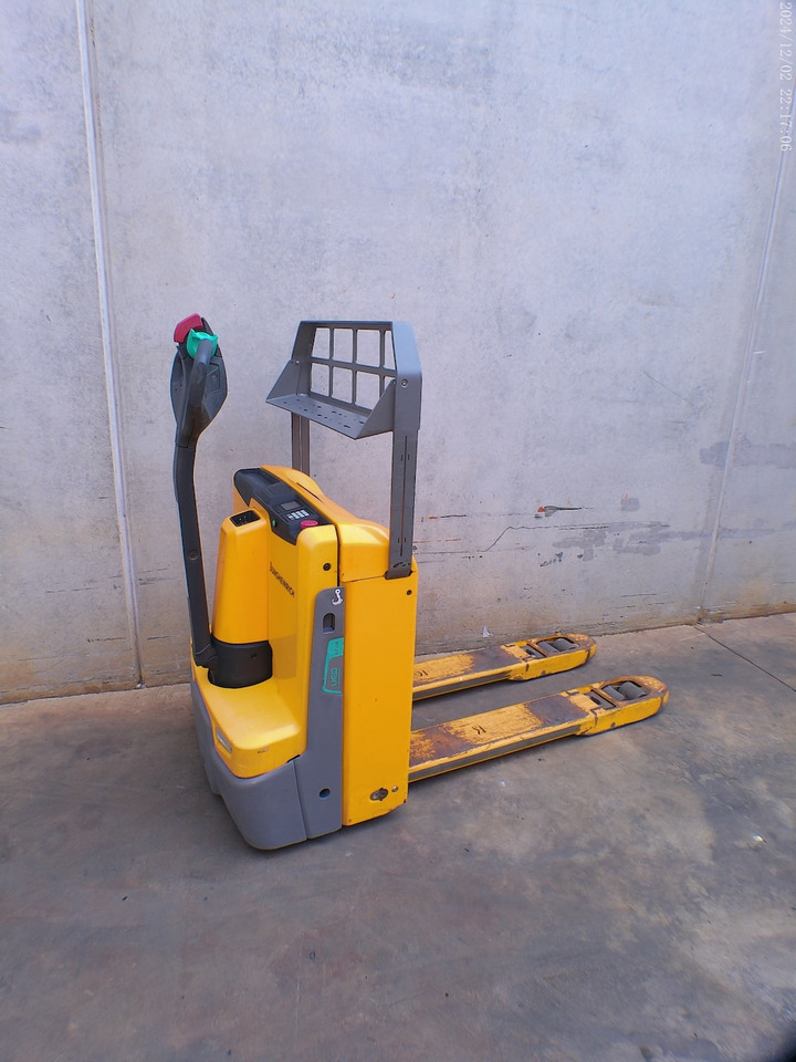 Jungheinrich EJE 116 LI-ION - Transpaleta: foto 3 Jungheinrich EJE 116 LI-ION - Transpaleta: foto 3