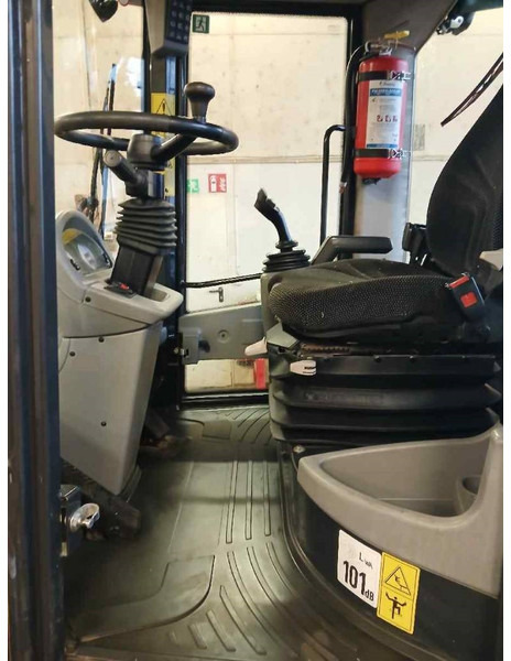 Yanmar V80-5 - Minicargadora: foto 5 Yanmar V80-5 - Minicargadora: foto 5