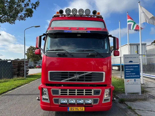 Volvo FH 12 480 Globe XL Euro 5 7B chassis tyres new - Cabeza tractora: foto 2 Volvo FH 12 480 Globe XL Euro 5 7B chassis tyres new - Cabeza tractora: foto 2