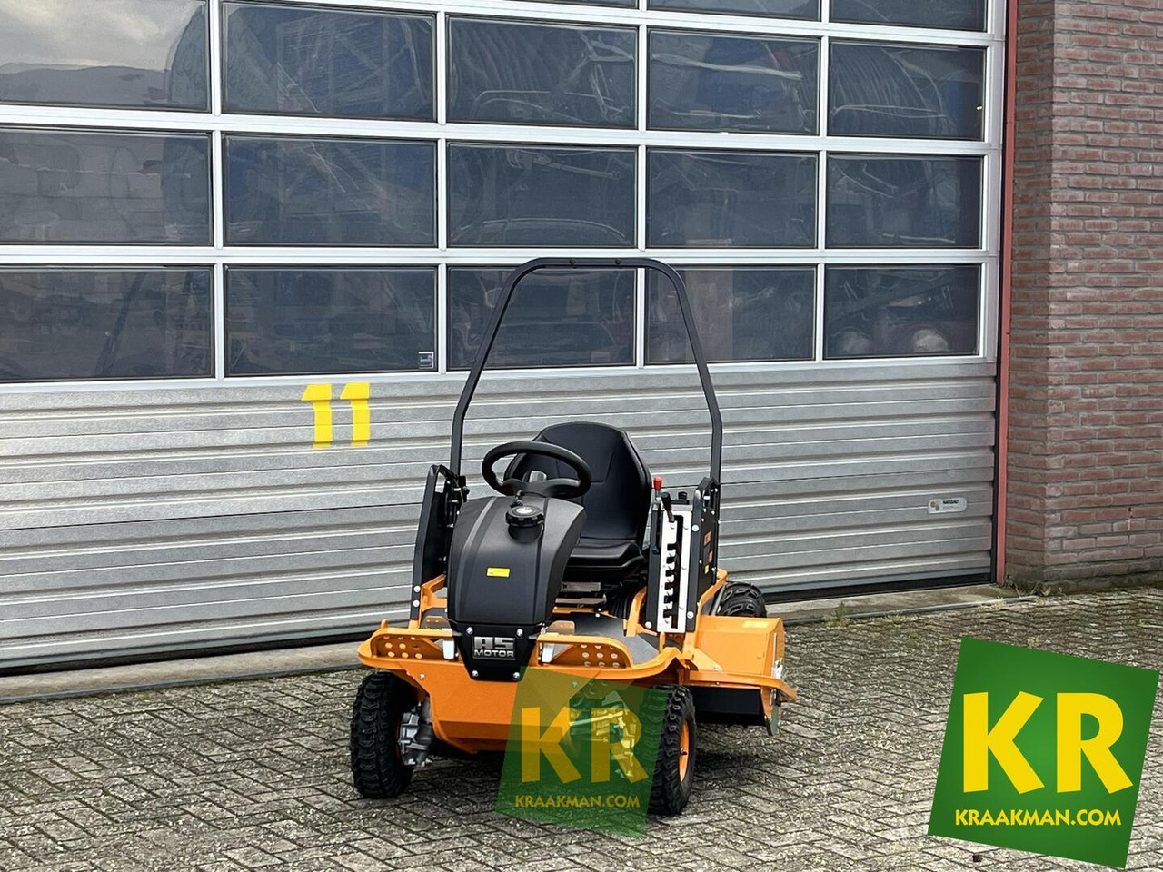 1040 YAK 4WD AS Motor  - Segadora: foto 2 1040 YAK 4WD AS Motor  - Segadora: foto 2