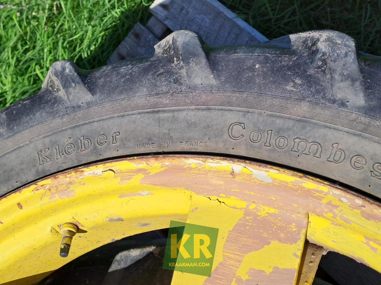 8.3/8R36 (x2) John Deere - Rueda completa para Maquinaria agrícola: foto 2 8.3/8R36 (x2) John Deere - Rueda completa para Maquinaria agrícola: foto 2