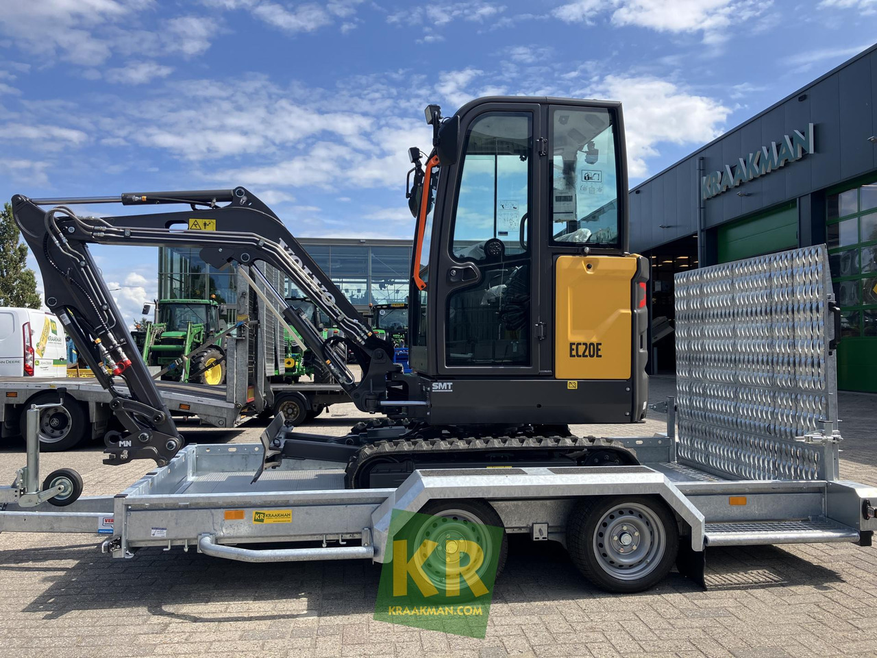 Hapert Overig - Remolque porta maquinaria: foto 2 Hapert Overig - Remolque porta maquinaria: foto 2