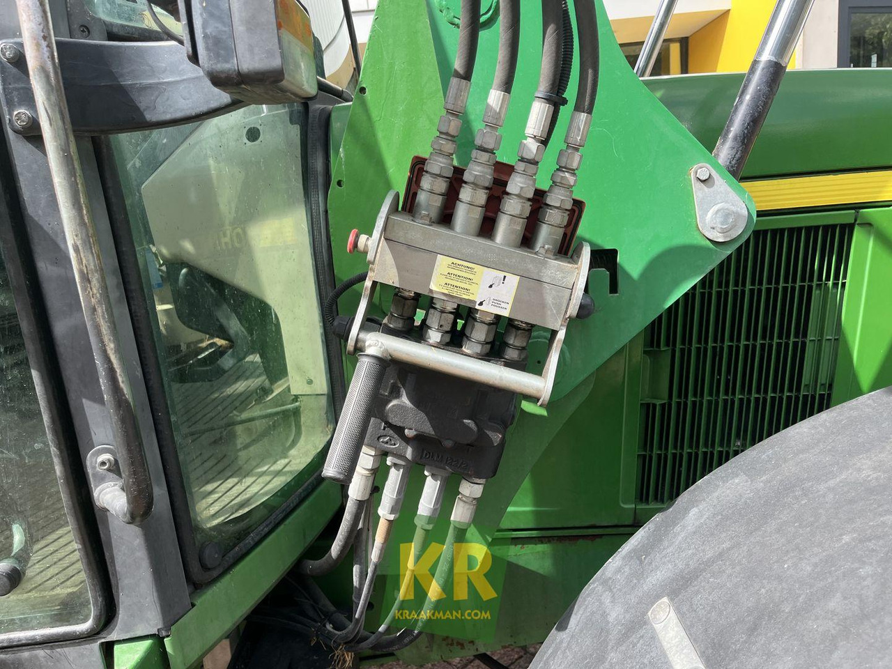 Tractor John Deere 6110: foto 12