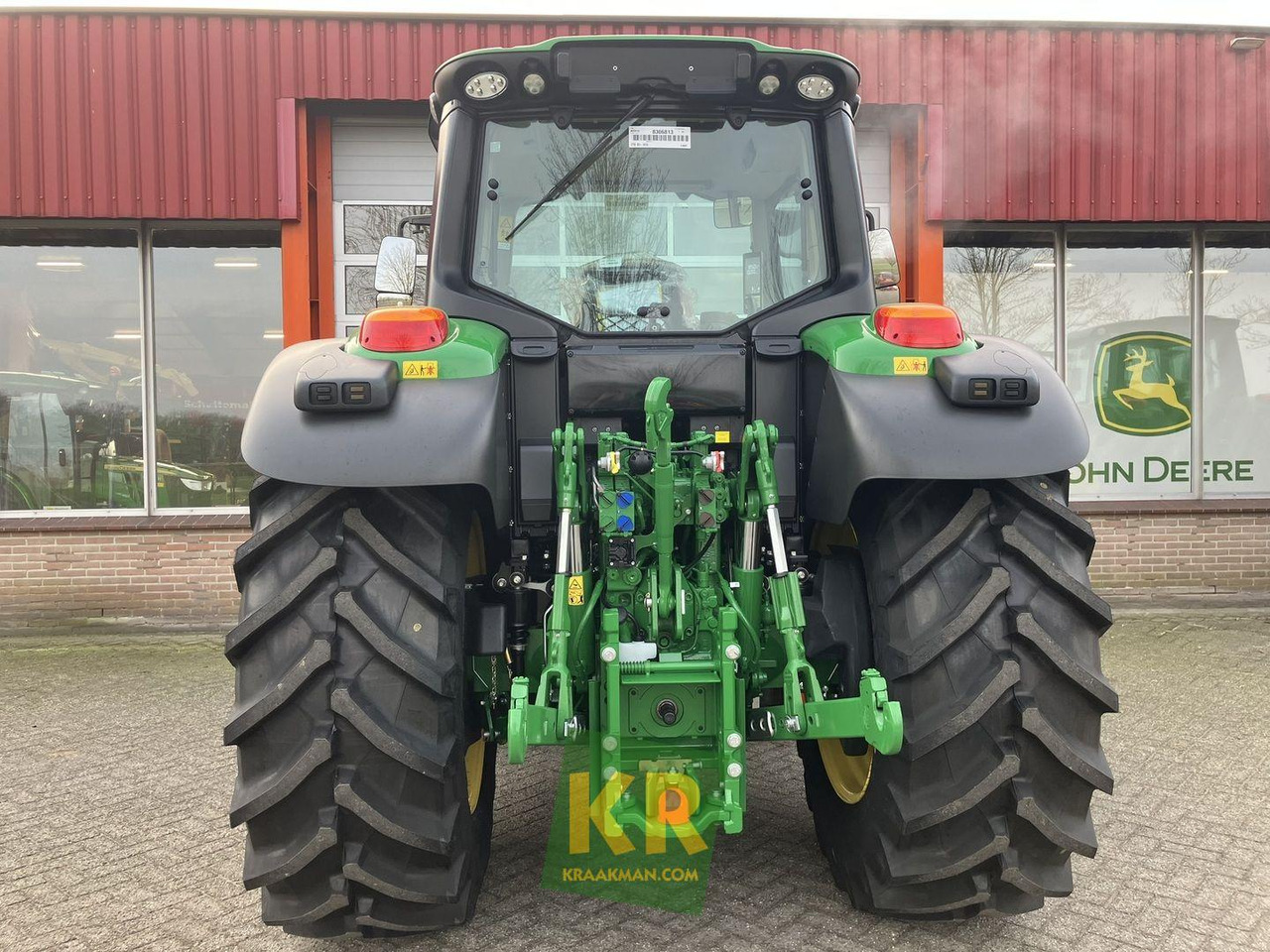 John Deere 6120M - Tractor: foto 4 John Deere 6120M - Tractor: foto 4