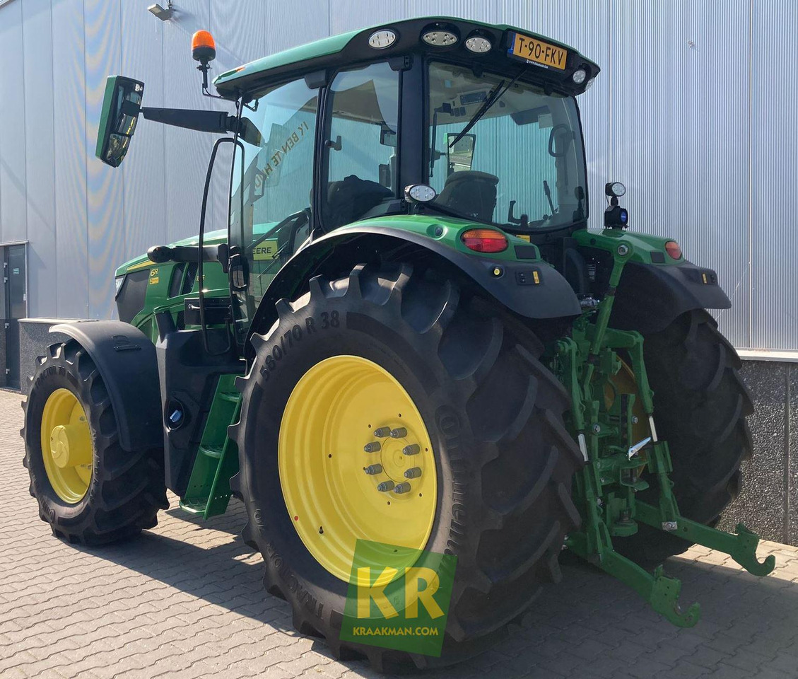 John Deere 6R 155 - Tractor: foto 2 John Deere 6R 155 - Tractor: foto 2