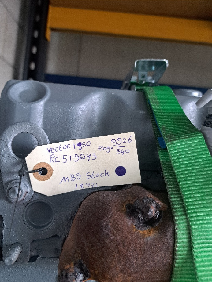 Vector 1950 Engine - Motor: foto 2 Vector 1950 Engine - Motor: foto 2