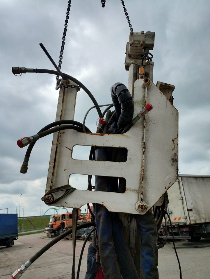 Perforadora WIERTNICA ATLAS COPCO COP 1838  DRILLING MACHINE: foto 6