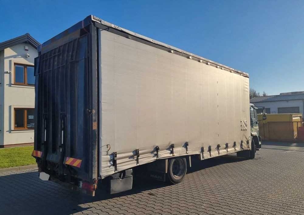 MAN LE 15 220 - Grua de remolque autos: foto 5 MAN LE 15 220 - Grua de remolque autos: foto 5