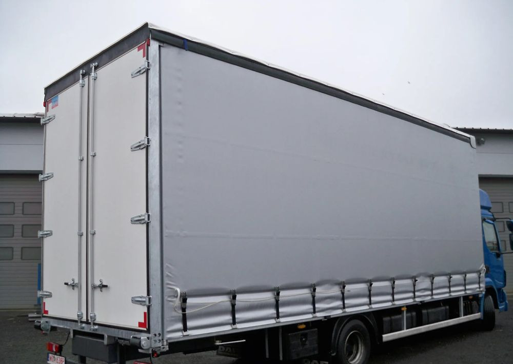 Nowa zabudowa firana - Recambio: foto 2 Nowa zabudowa firana - Recambio: foto 2