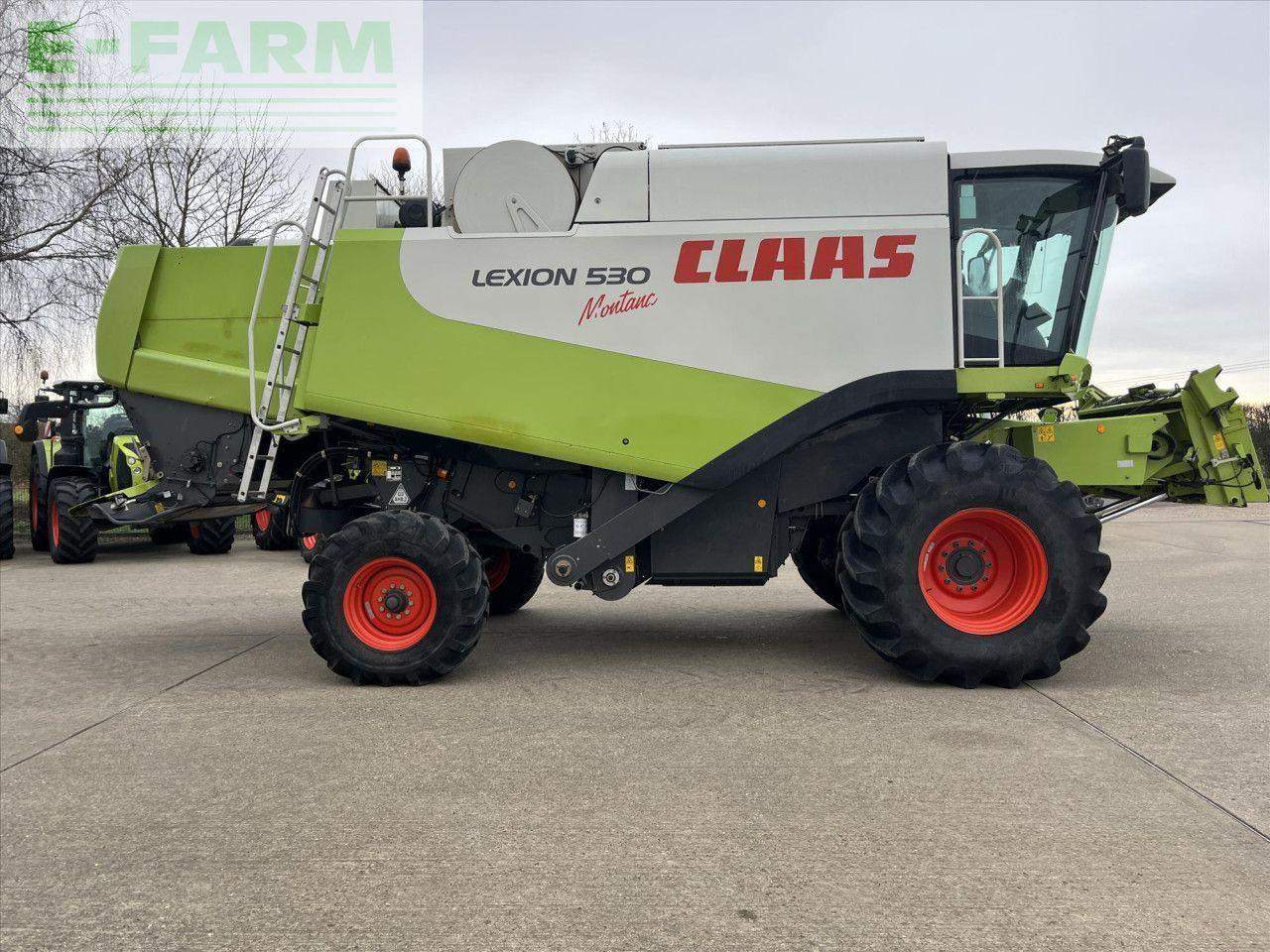CLAAS LEXION 530 M - Cosechadora de granos: foto 4 CLAAS LEXION 530 M - Cosechadora de granos: foto 4
