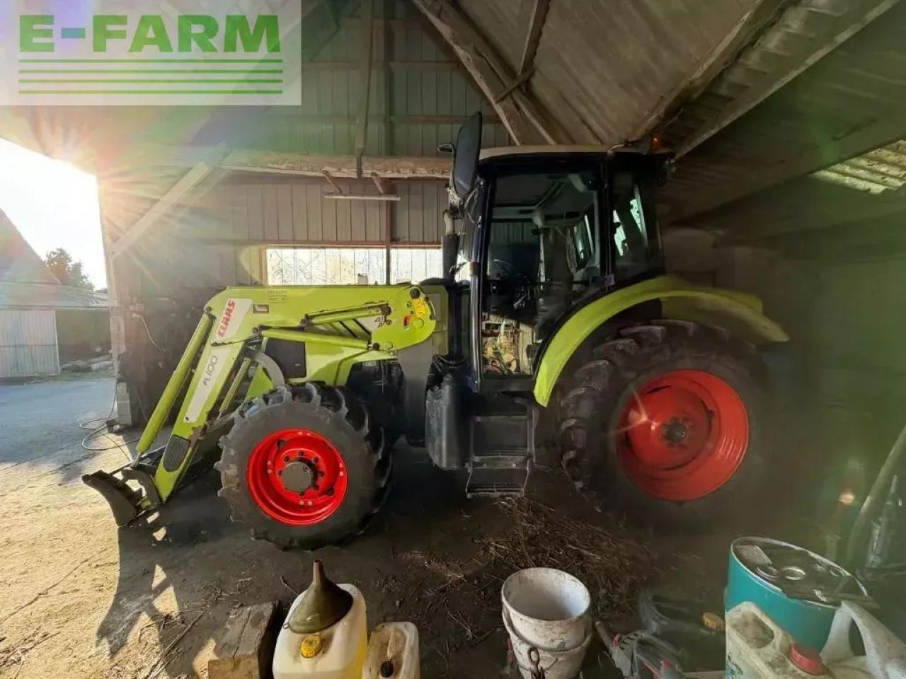 CLAAS arion 410 - Tractor: foto 4 CLAAS arion 410 - Tractor: foto 4