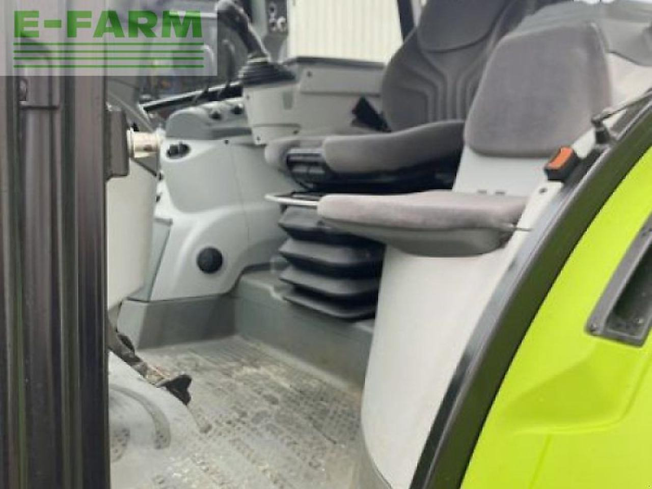 Tractor CLAAS arion 440: foto 6