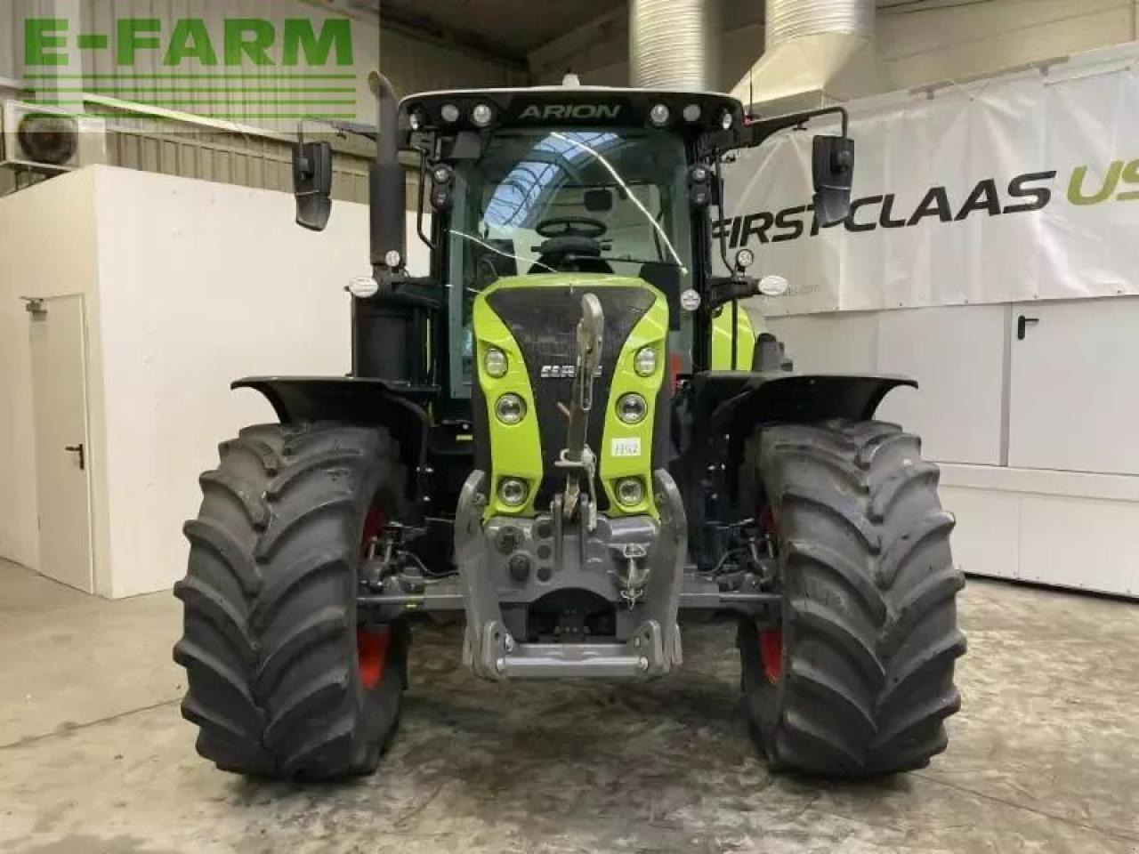CLAAS arion 550 cmatic cebis CMATIC CEBIS - Tractor: foto 2 CLAAS arion 550 cmatic cebis CMATIC CEBIS - Tractor: foto 2