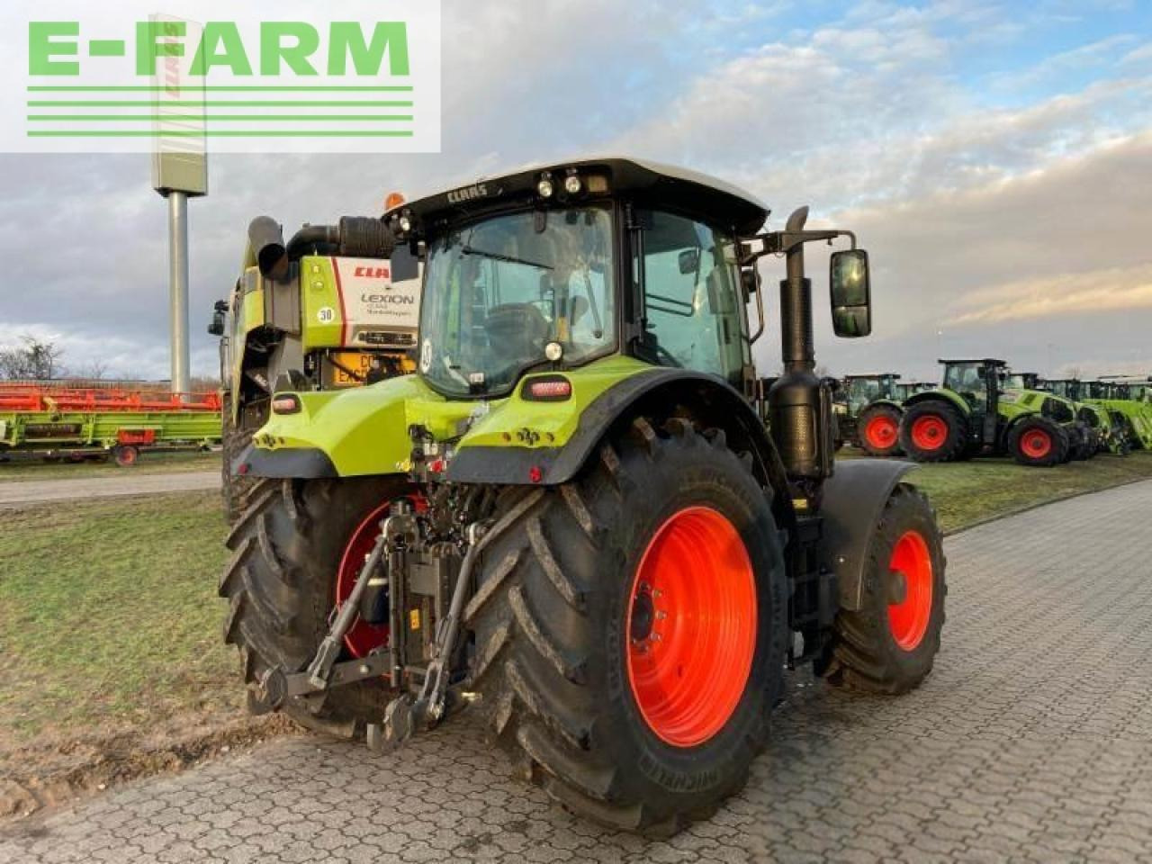 CLAAS arion 550 cmatic cis+ CMATIC CIS+ - Tractor: foto 5 CLAAS arion 550 cmatic cis+ CMATIC CIS+ - Tractor: foto 5