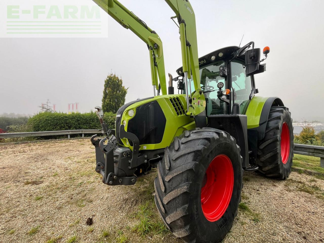CLAAS arion 610 cmatic - Tractor: foto 2 CLAAS arion 610 cmatic - Tractor: foto 2