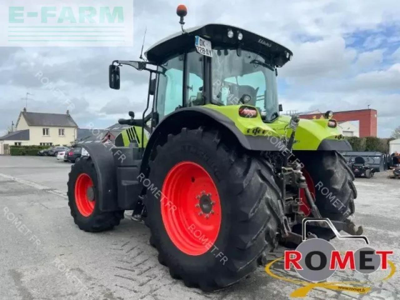 CLAAS arion 650 - Tractor: foto 2 CLAAS arion 650 - Tractor: foto 2