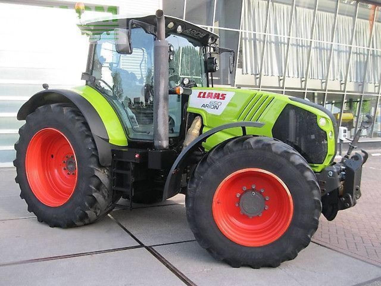 CLAAS arion 650 cis - Tractor: foto 5 CLAAS arion 650 cis - Tractor: foto 5