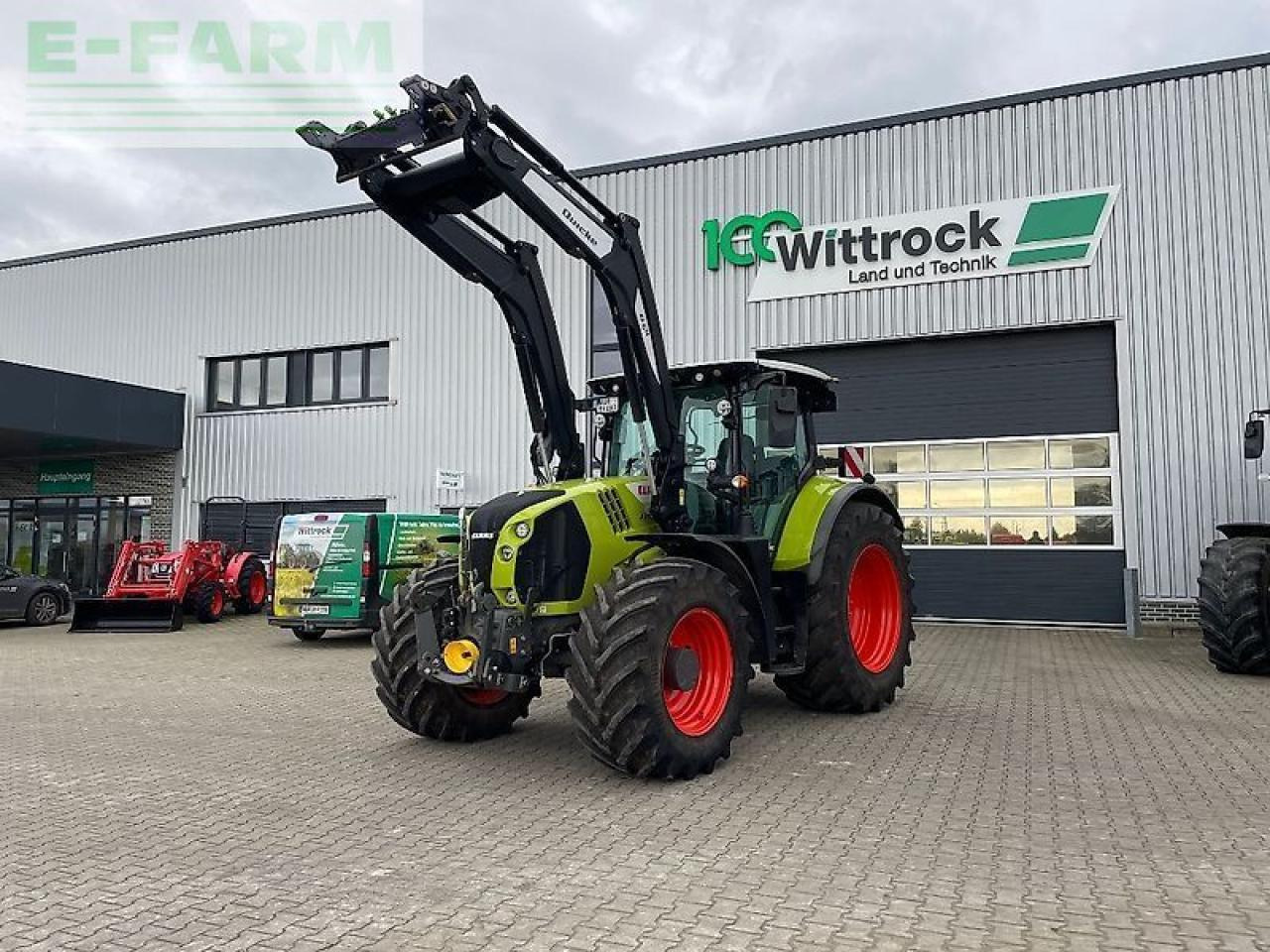 CLAAS arion 660 cis+ - Tractor: foto 1 CLAAS arion 660 cis+ - Tractor: foto 1