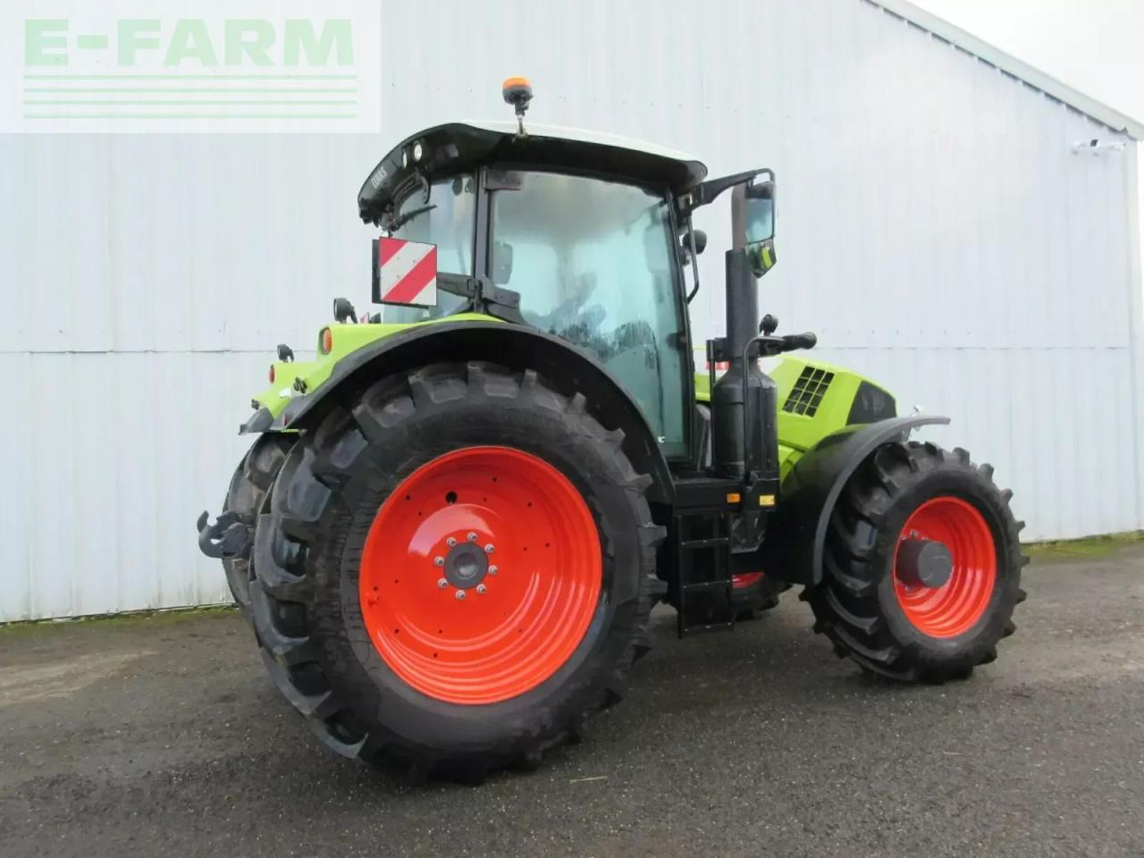 CLAAS arion 660 cmatic concept-nâ°1 CMATIC CIS - Tractor: foto 4 CLAAS arion 660 cmatic concept-nâ°1 CMATIC CIS - Tractor: foto 4