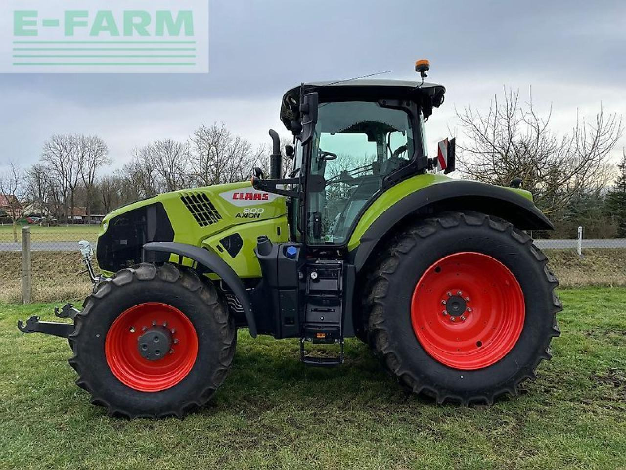 CLAAS axion 800 - Tractor: foto 3 CLAAS axion 800 - Tractor: foto 3