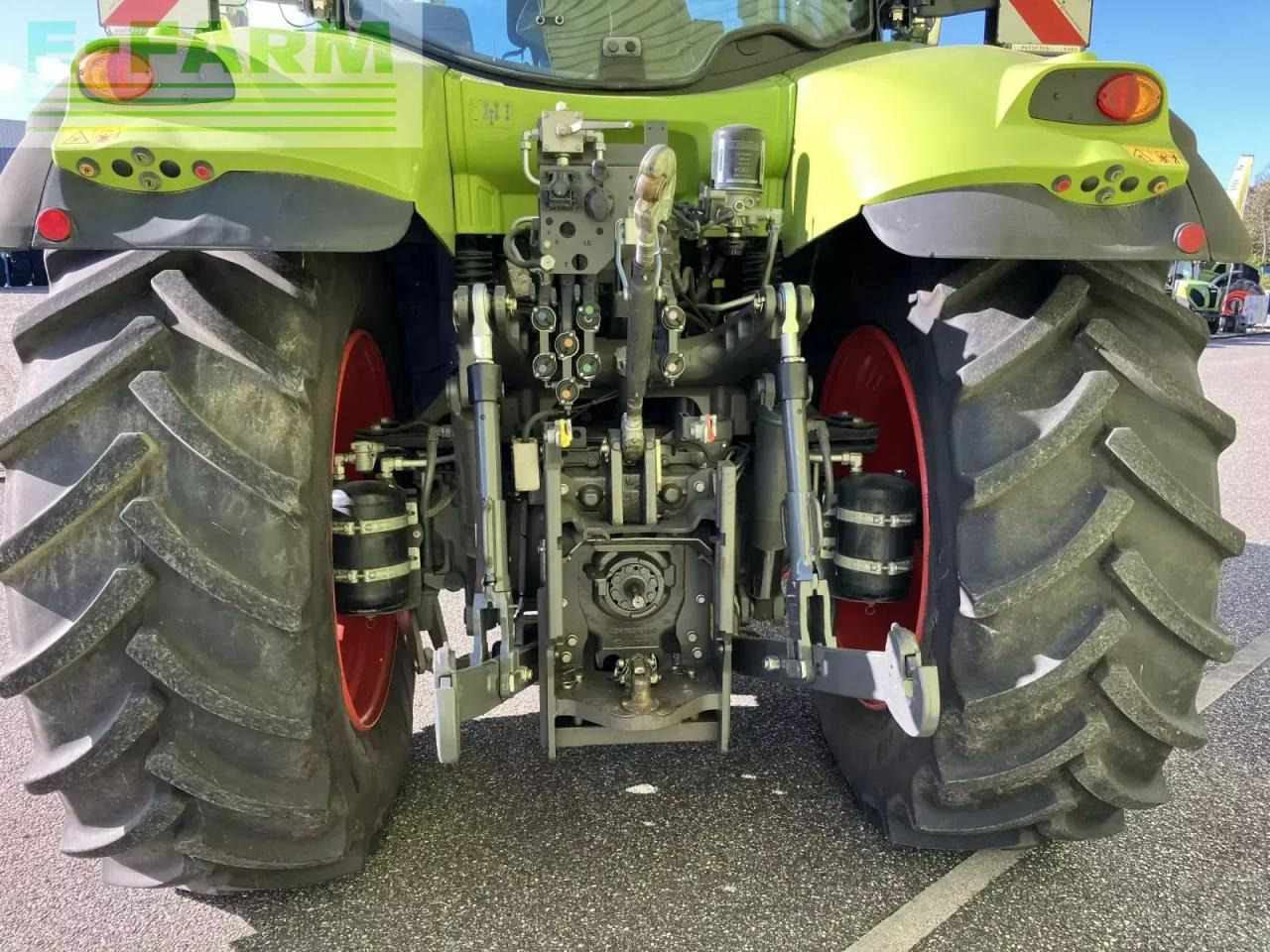 CLAAS axion 810 cis - Tractor: foto 5 CLAAS axion 810 cis - Tractor: foto 5