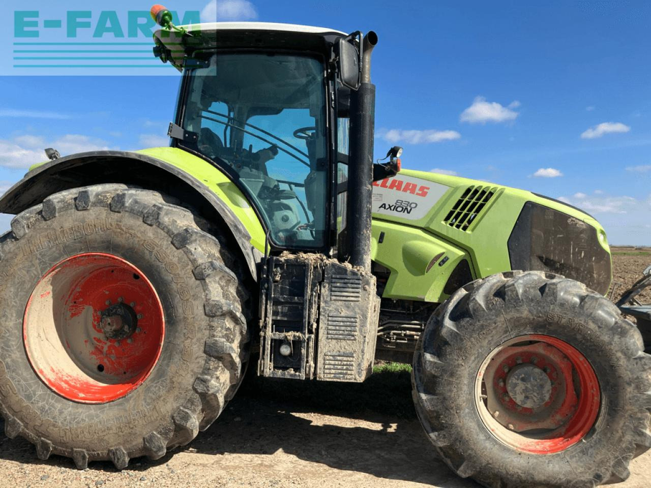 CLAAS axion 830 t4f - Tractor: foto 1 CLAAS axion 830 t4f - Tractor: foto 1